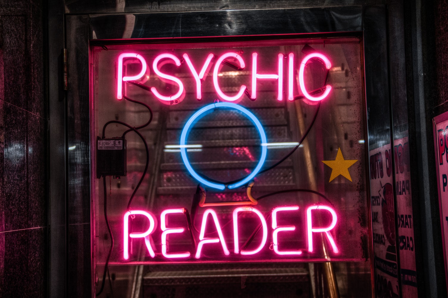 How to Avoid Online Psychic Scams