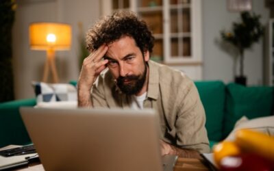 3 Ways Working From Home Can Drain Your Mental Energy